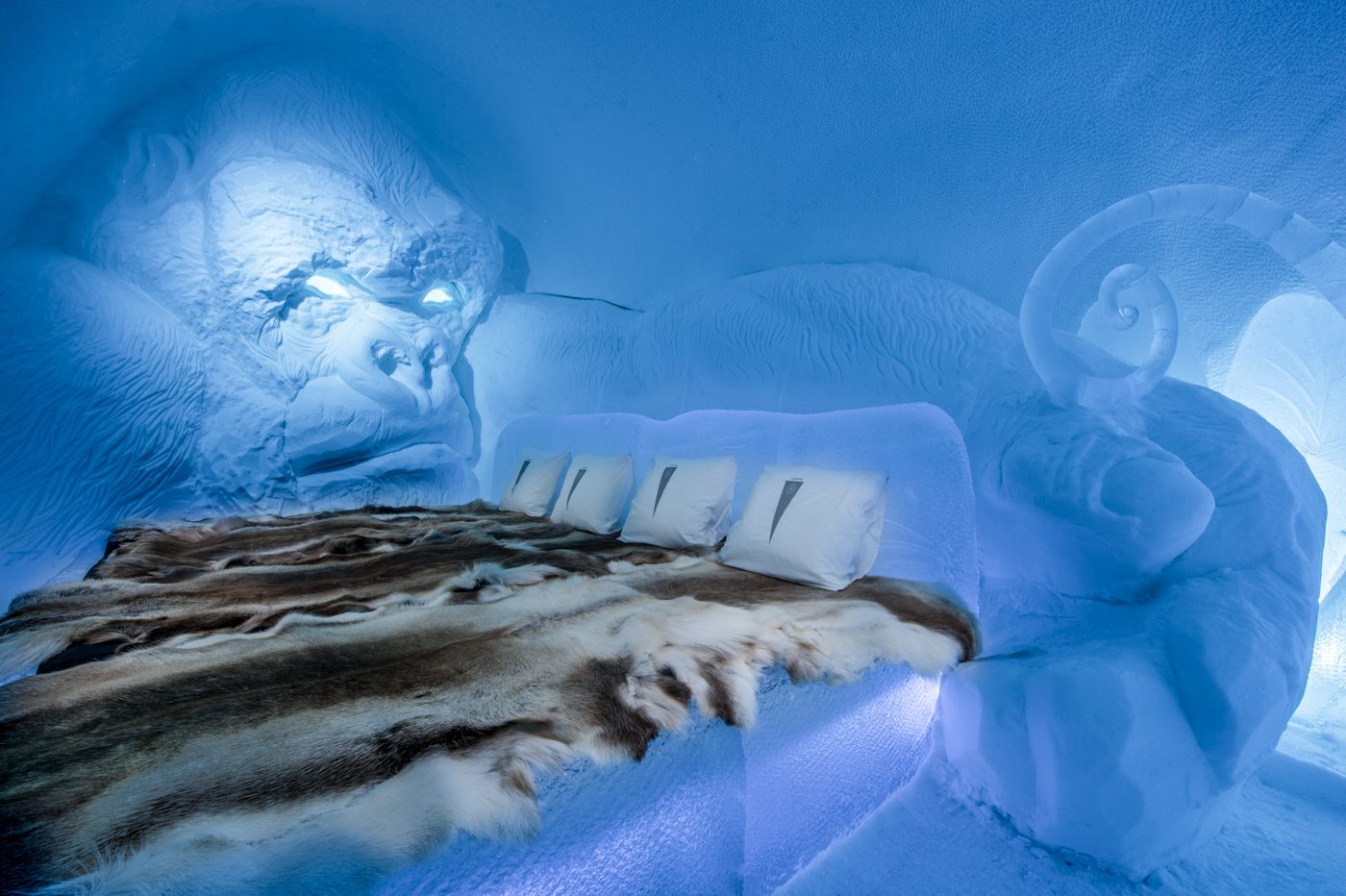 art-suite-king-kong-icehotel-28-1400x932