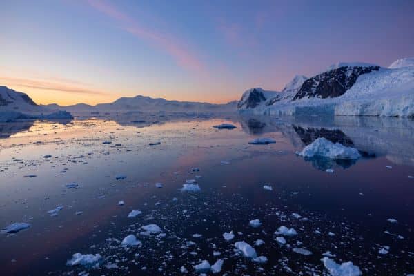 Antarctica_Andvord_Bay_HGR_167122_Photo_Espen_Mills